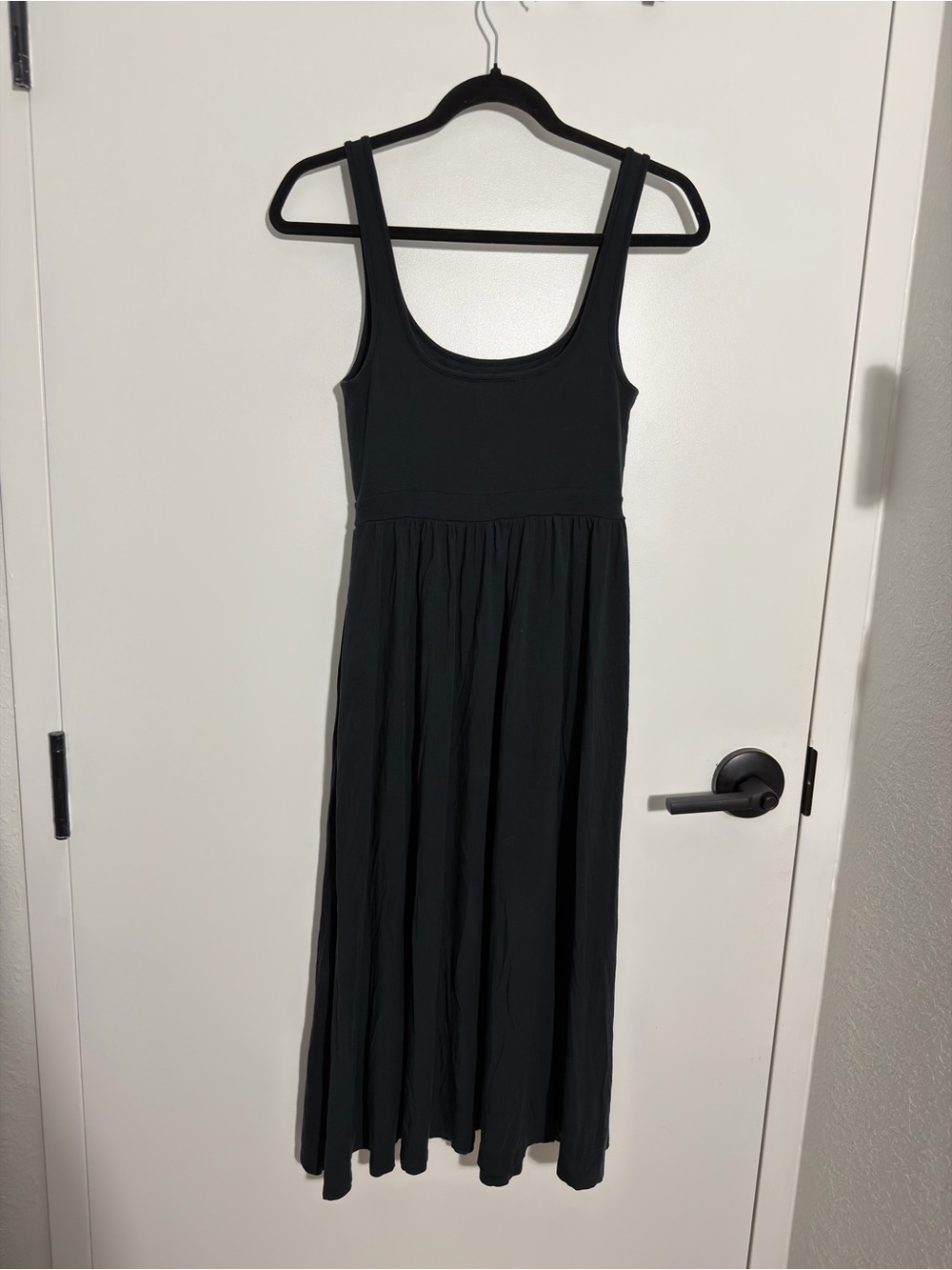 Aritizia (Wilfred) Black Market Midi Dress - Picture 2 of 3